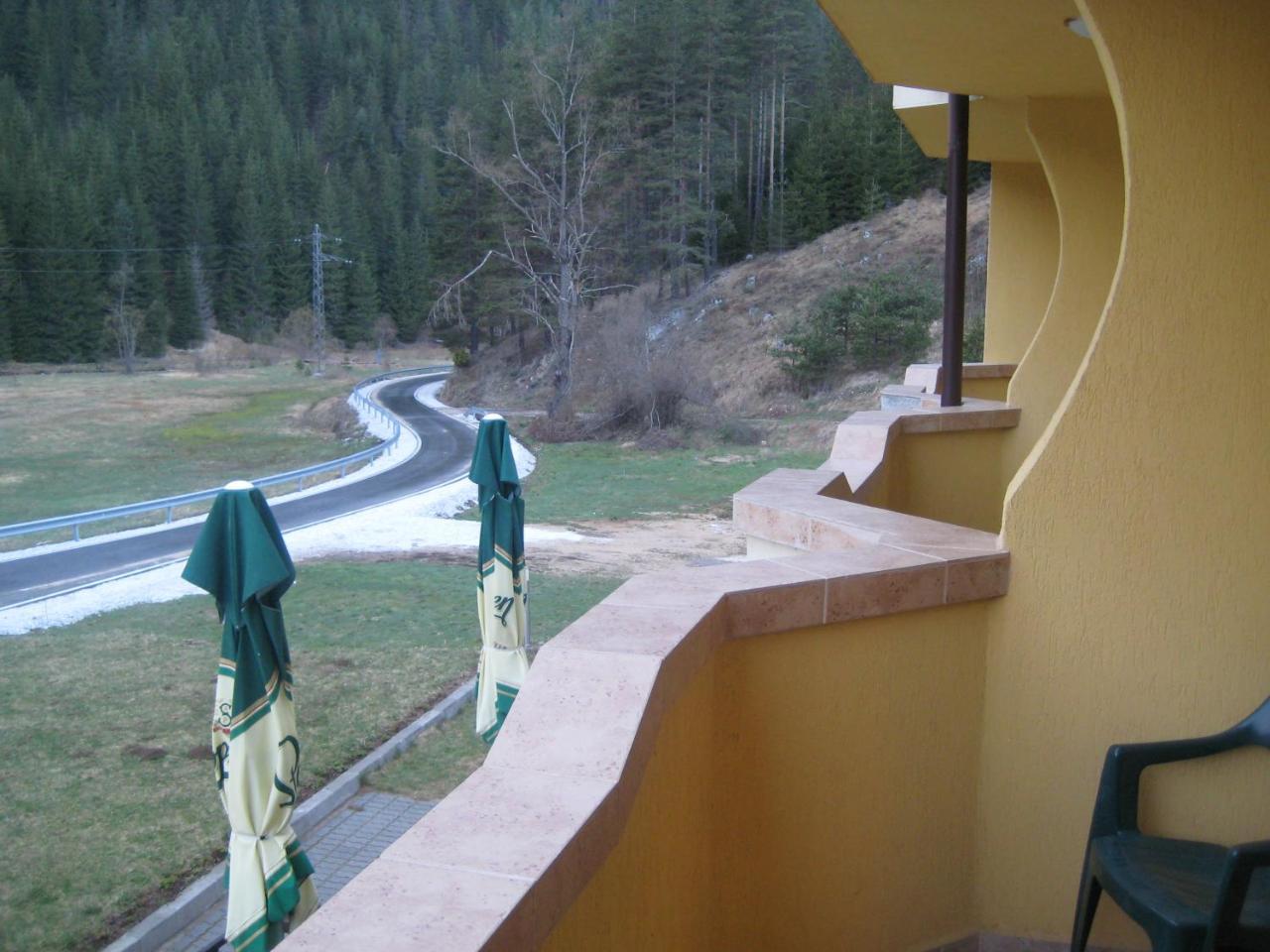 Hotel Restaurant Popini Laki Yagodina Bagian luar foto