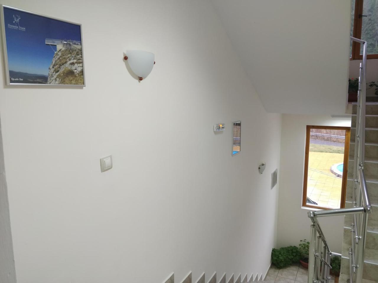 Hotel Restaurant Popini Laki Yagodina Bagian luar foto